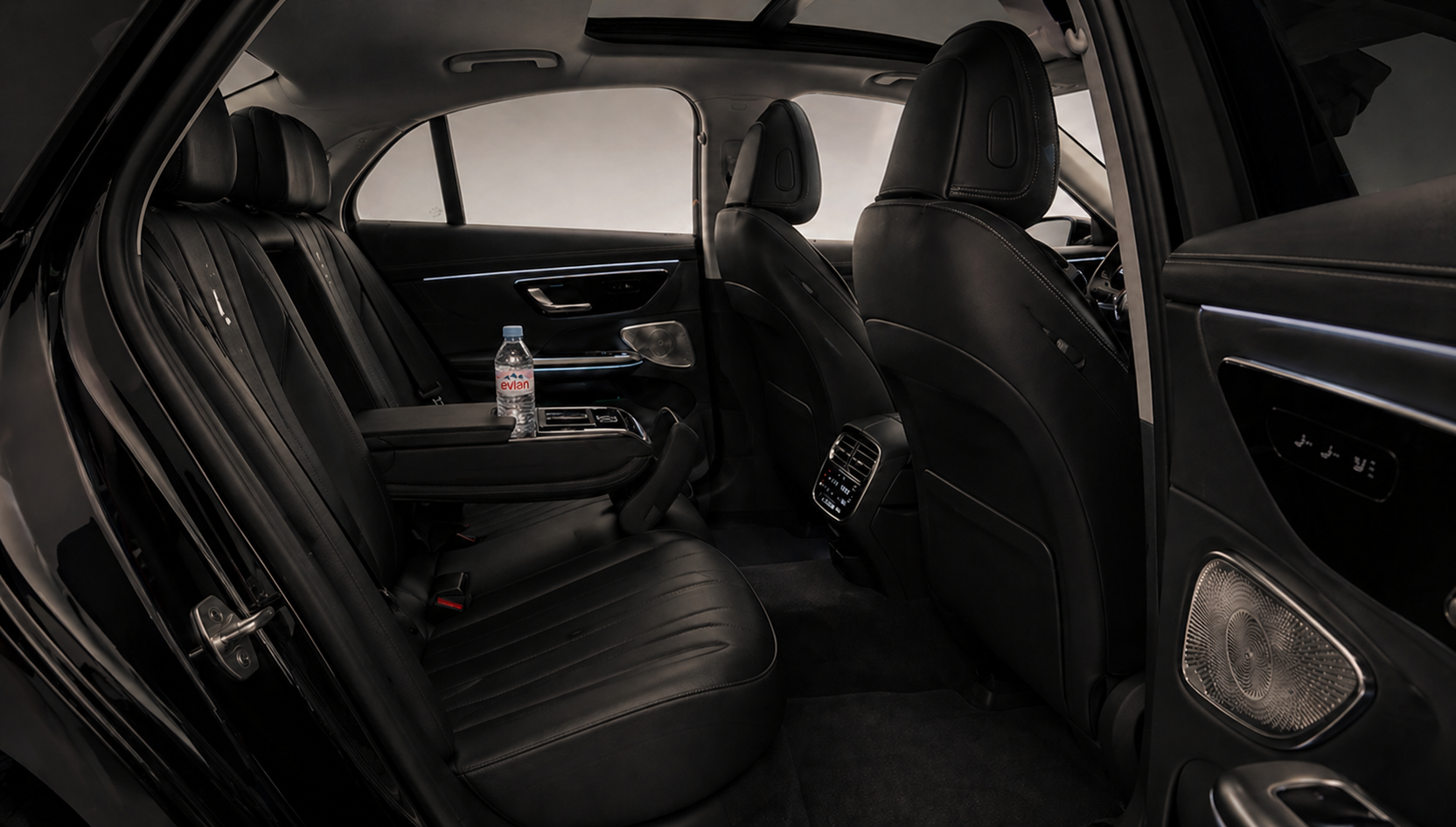 Business Class - Image 2