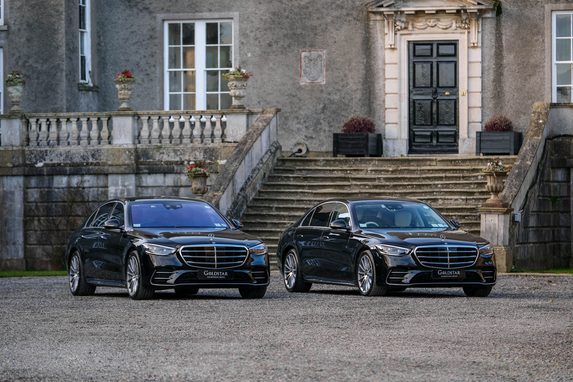 Luxury Sedan - Mercedes S Class