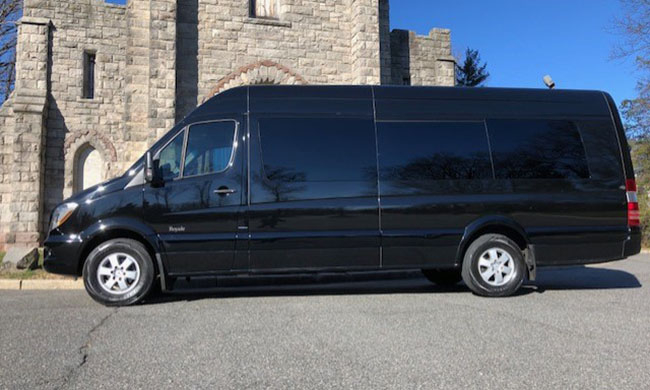 Mercedes Sprinter Limousines