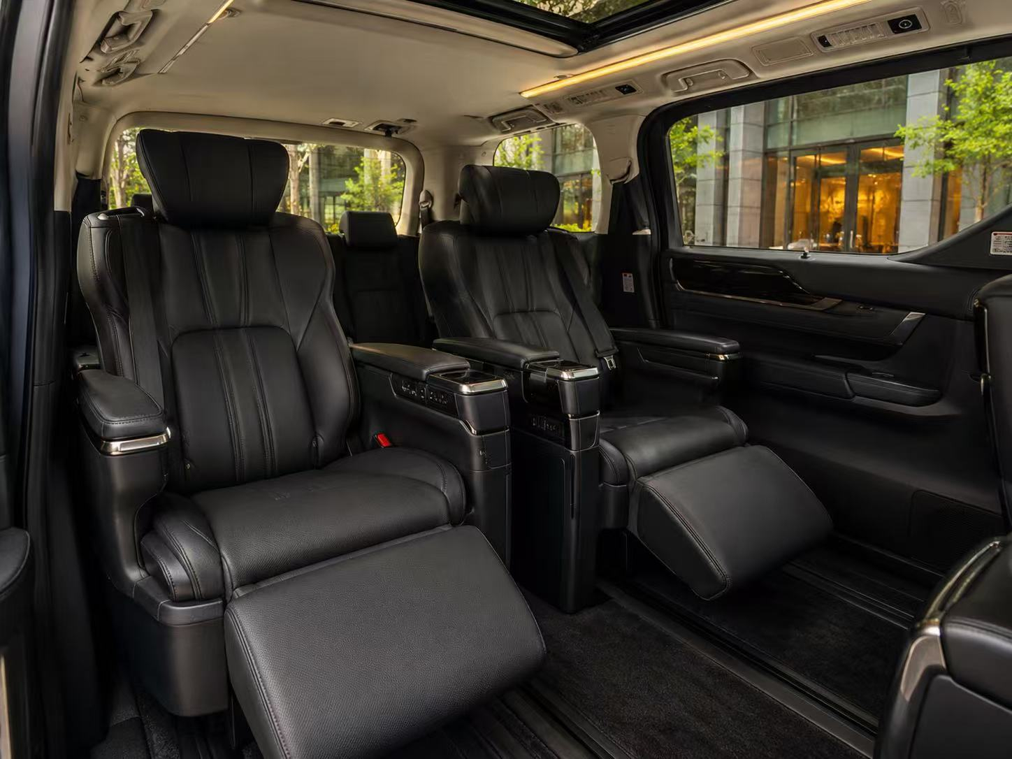 Premium Minivan - Image 2