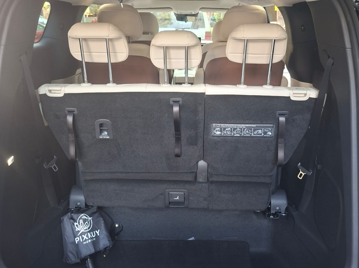 Executive Hybrid Van – BYD M9 - Image 5