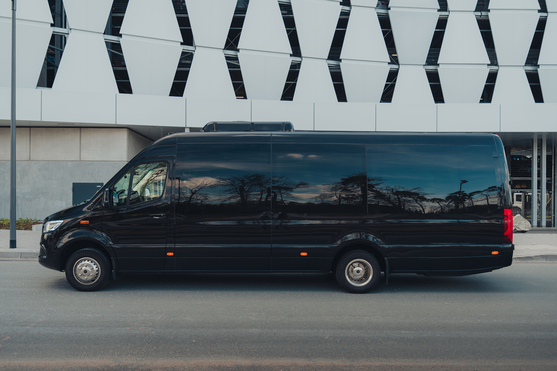 VIP Sprinter 8 - 16 Pax