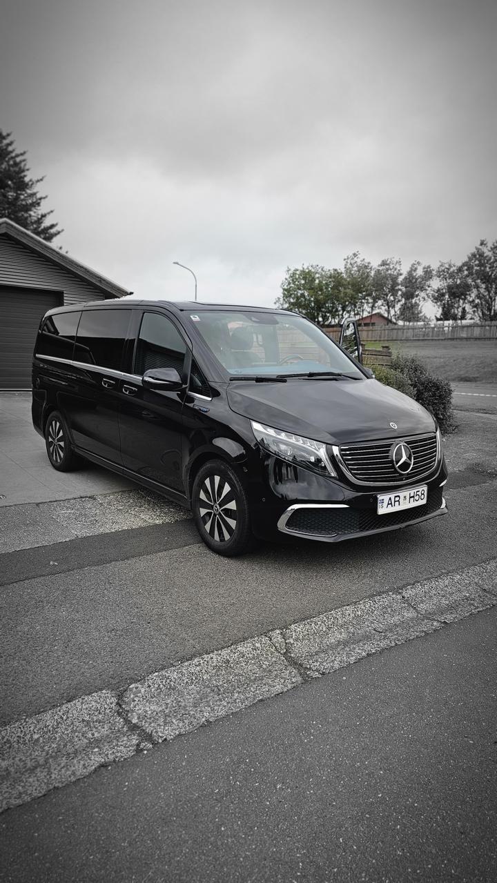 Business Class Van Fleet