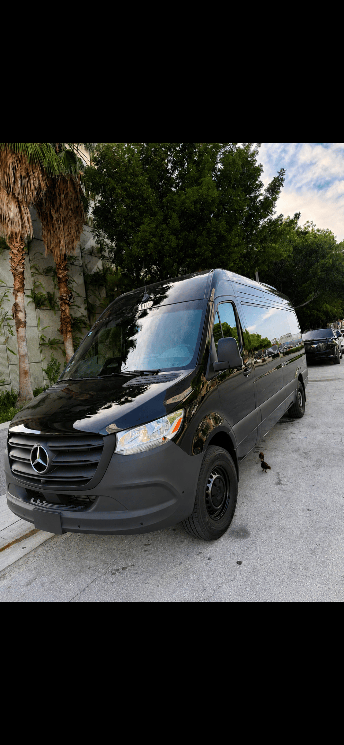 Lux Extreme SV - luxury sprinter transportation for hotels, airports, cruises & corporate travel