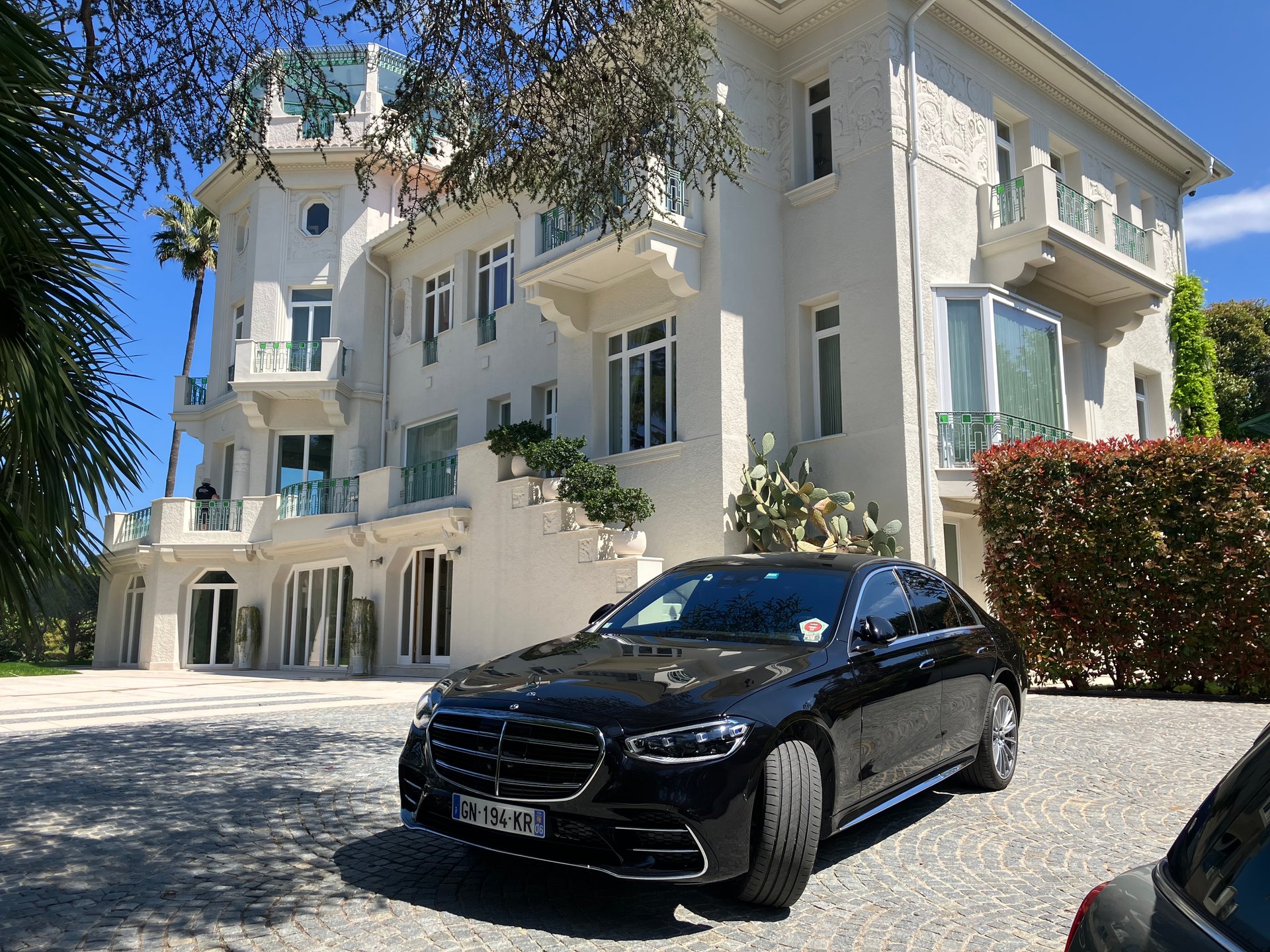 Executive&Luxury Airport Transportation