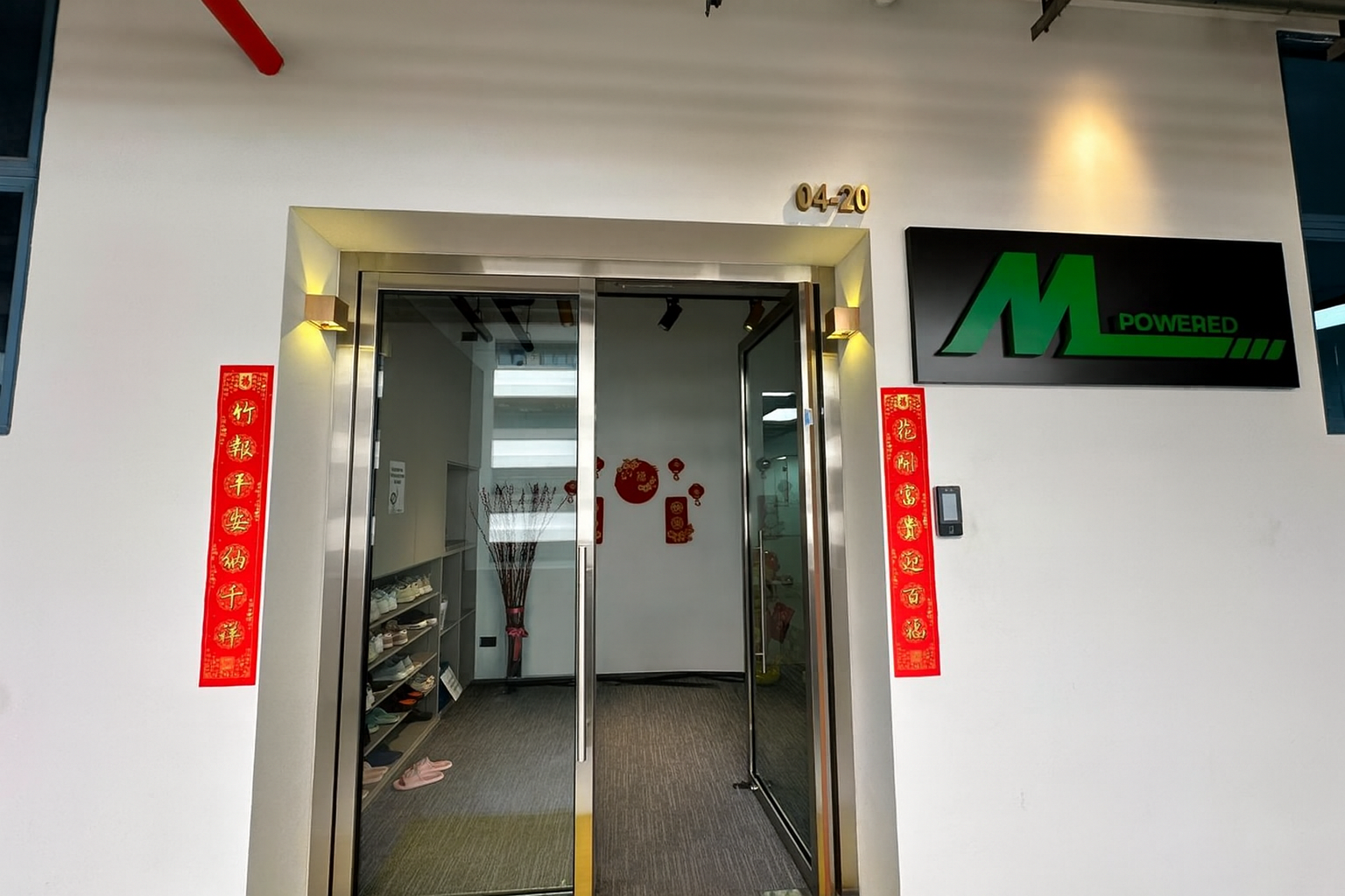 Maven Limousine Services Location
