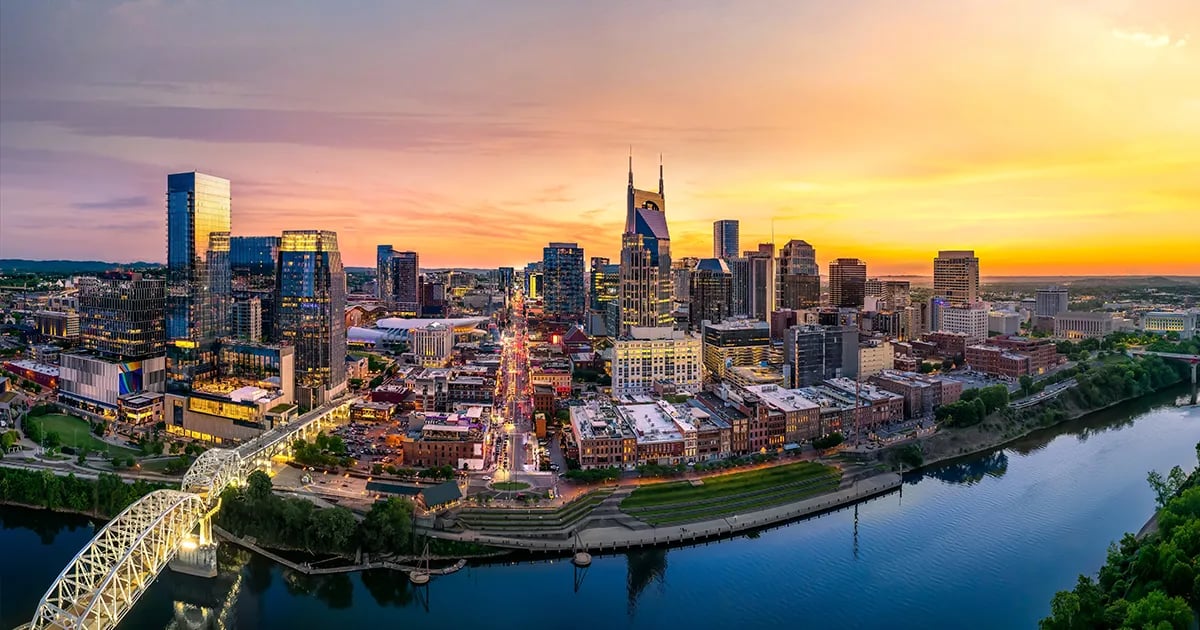 Signature Transportation Services - Nashville's #1 Luxury Transportation Service for over 25 Years!