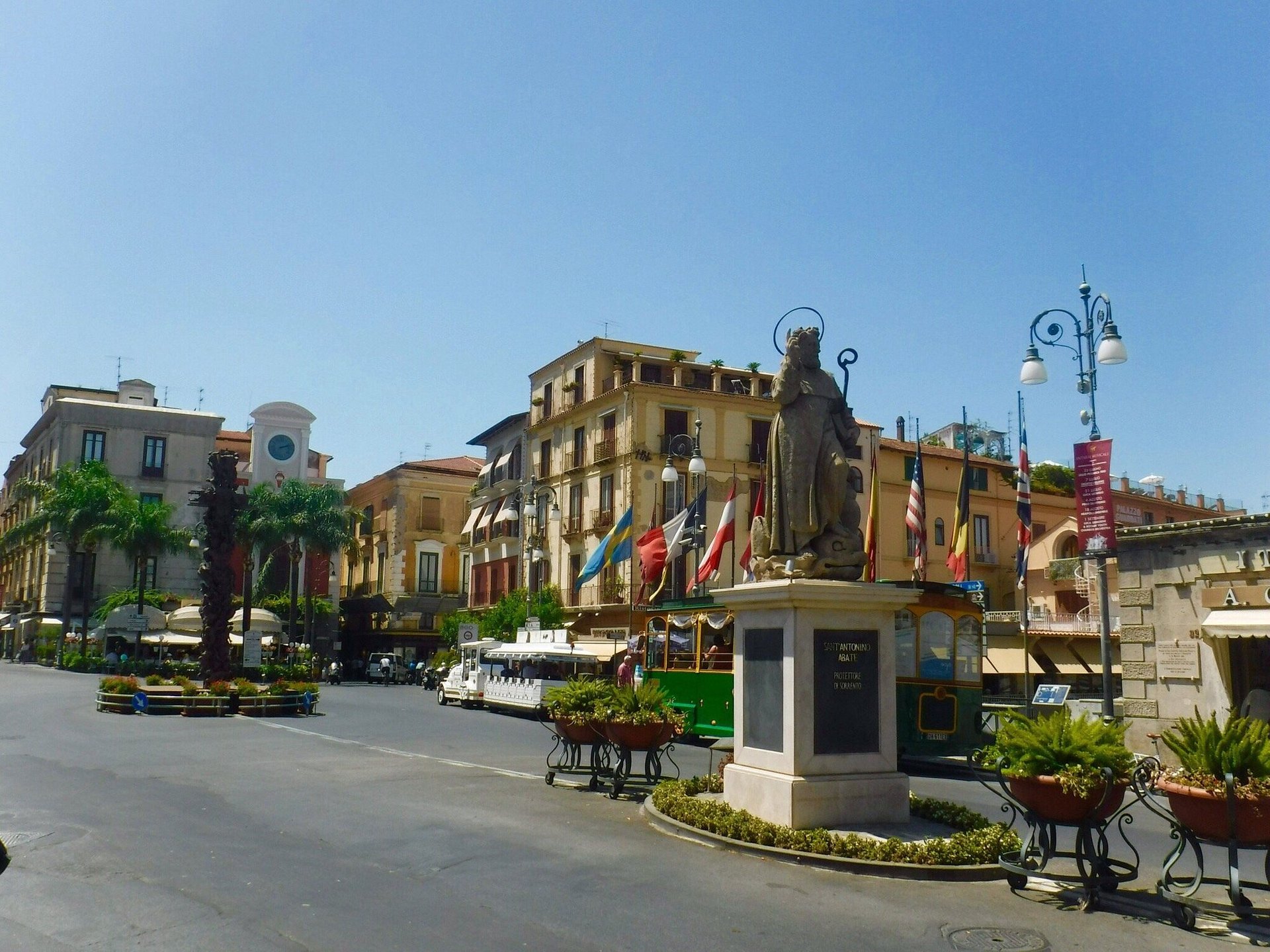 Sorrento Location
