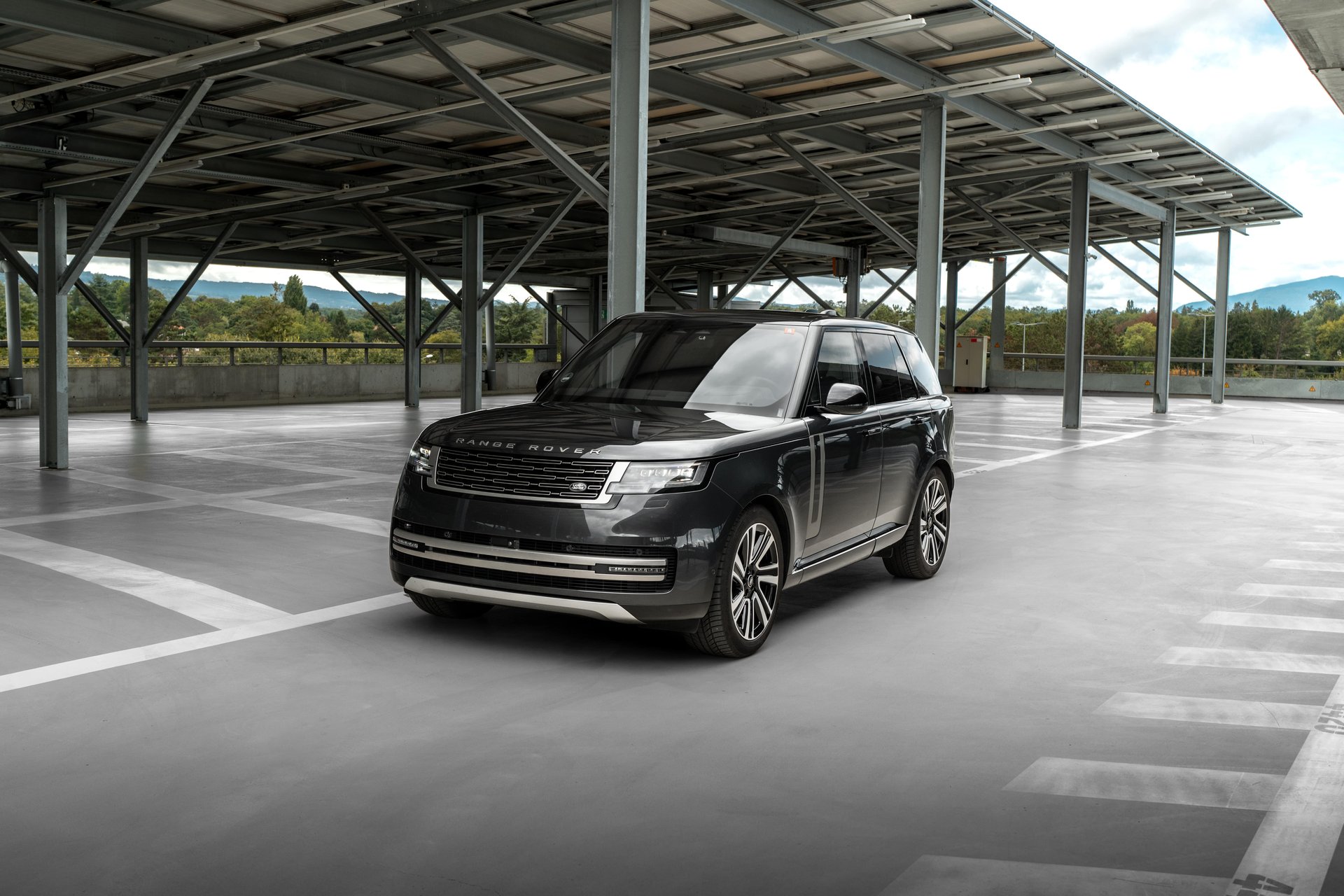 Luxury SUVs Fleet