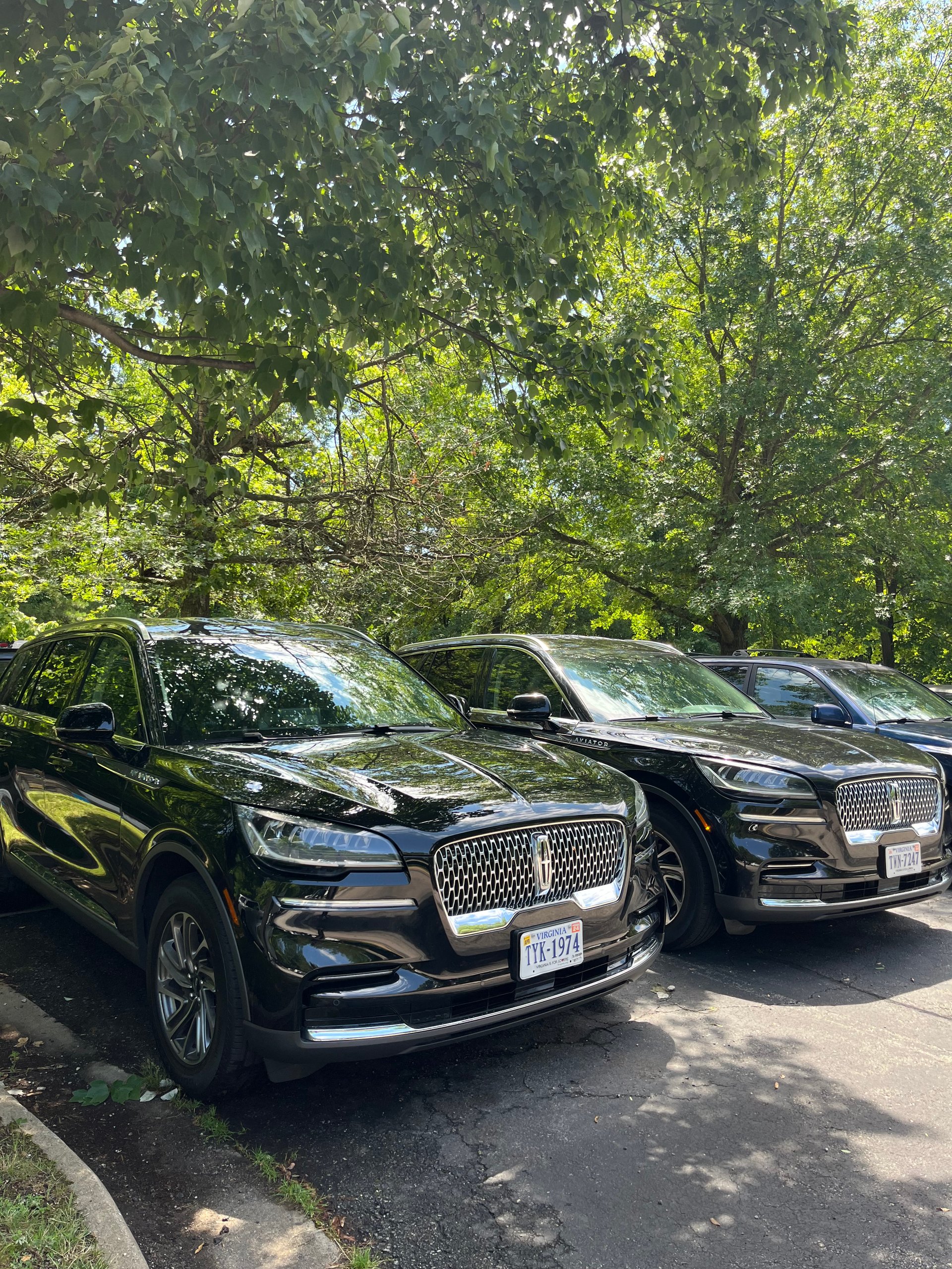 Executive Mid-Size SUVs Fleet