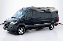 Executive sedan, luxury suv, sprinter van - Image 2