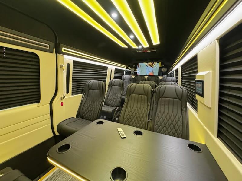 Executive Shuttle Sprinter - Image 4