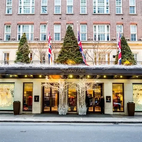 Glasgow, Edinburgh, Gleneagles, Oban, St Andrews, Turnberry, Skye, Loch Lomond, Loch Ness, Scotland. - Image 23