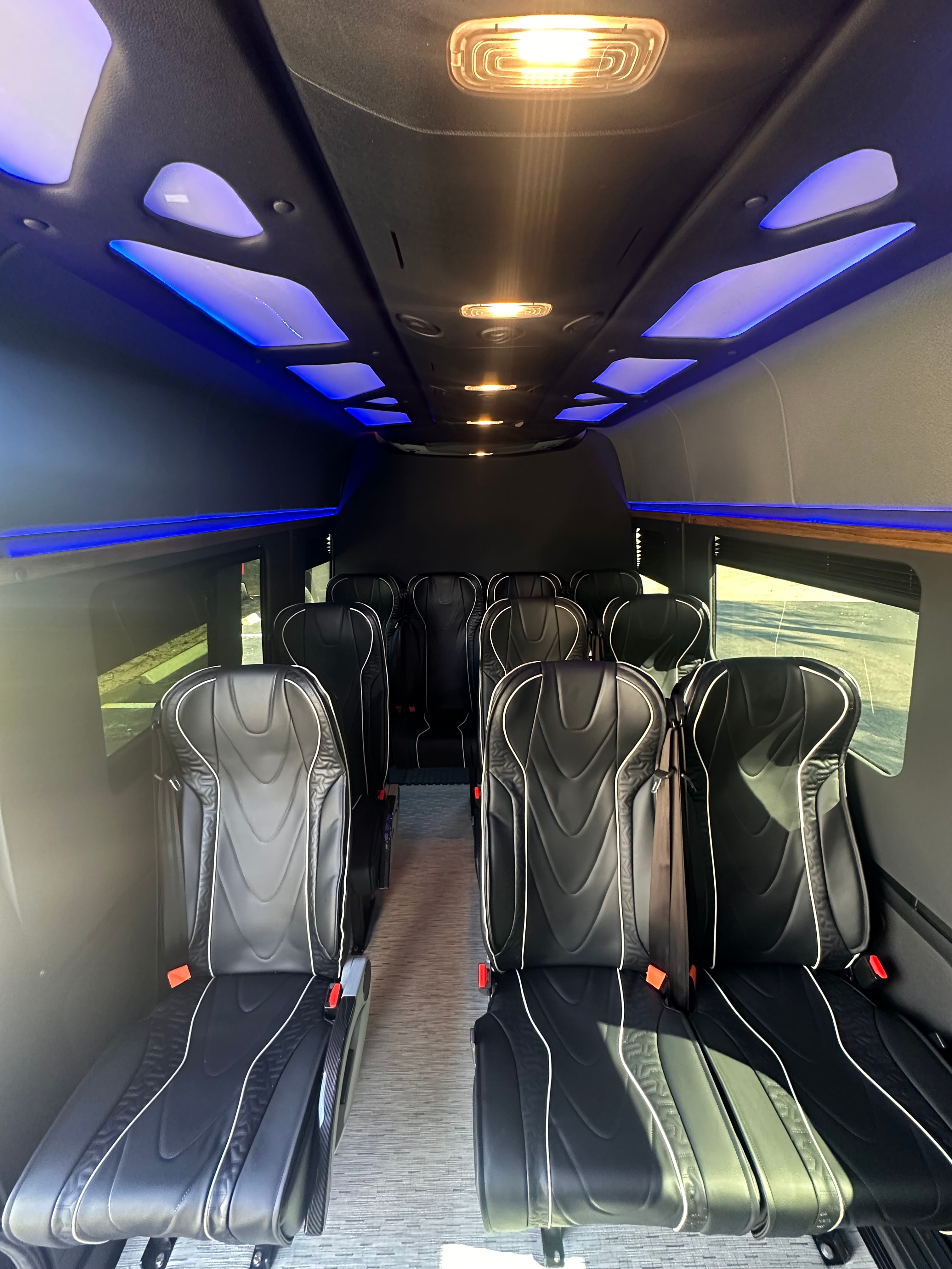 Executive Sprinter - Image 3