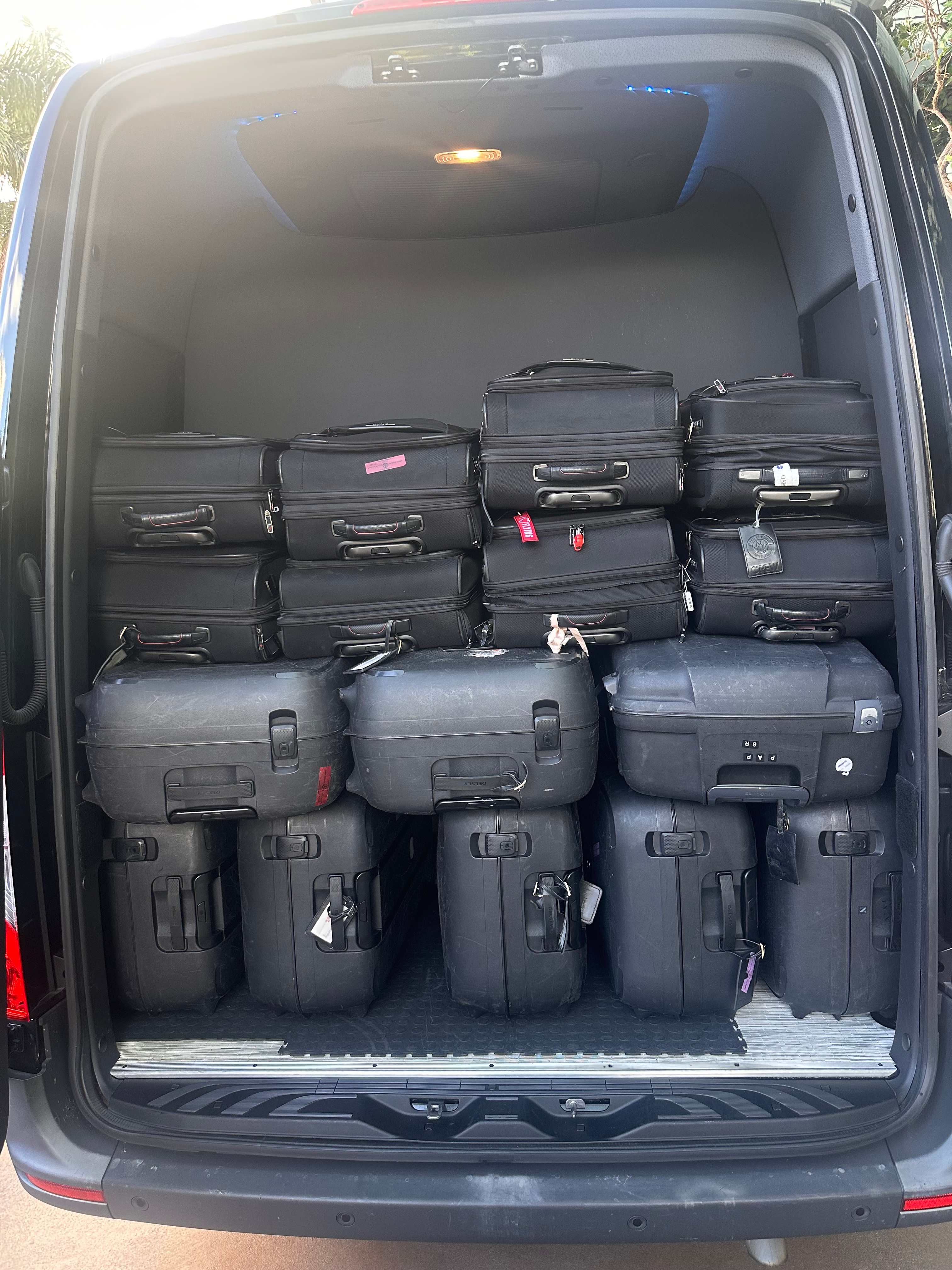 Executive Sprinter - Image 5