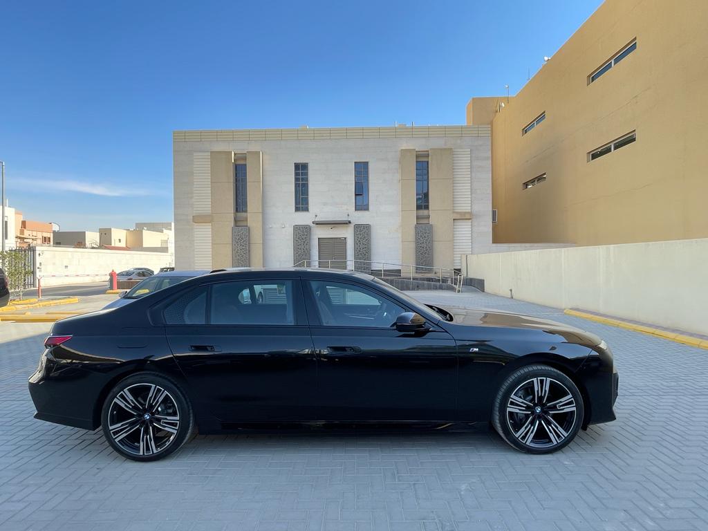 Business Class - Image 2