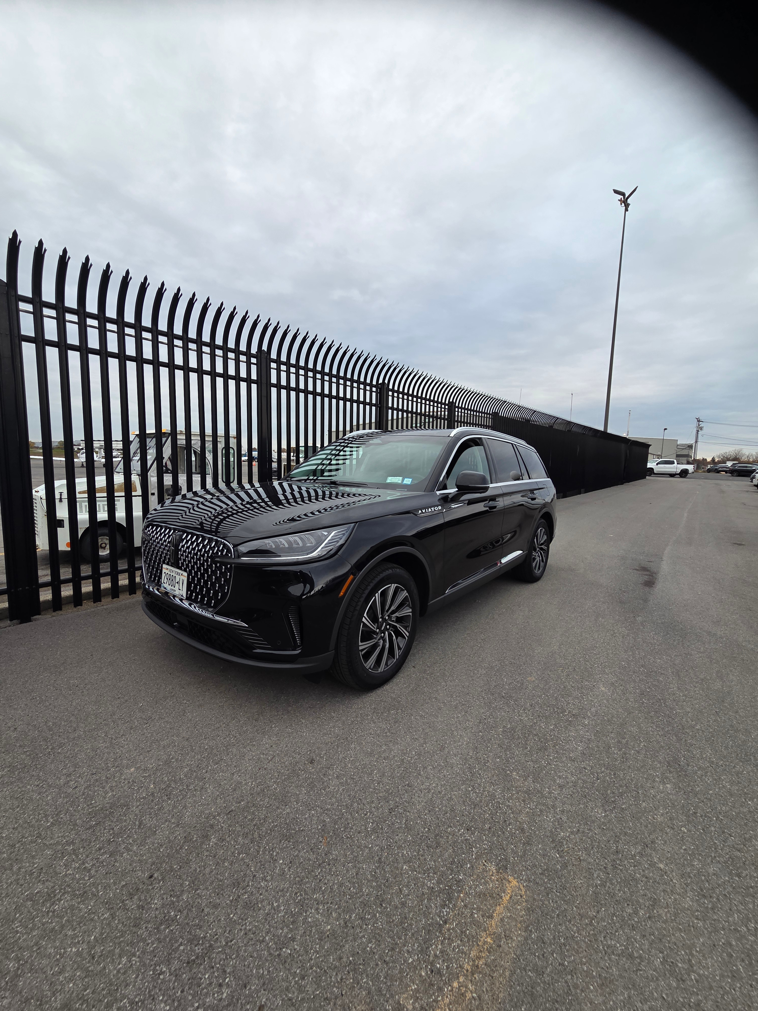 Global Limousine of WNY - Image 3