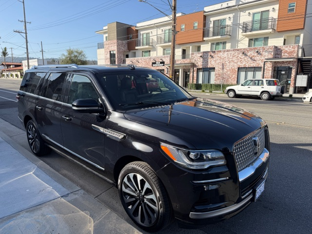 Lincoln Navigator Premium