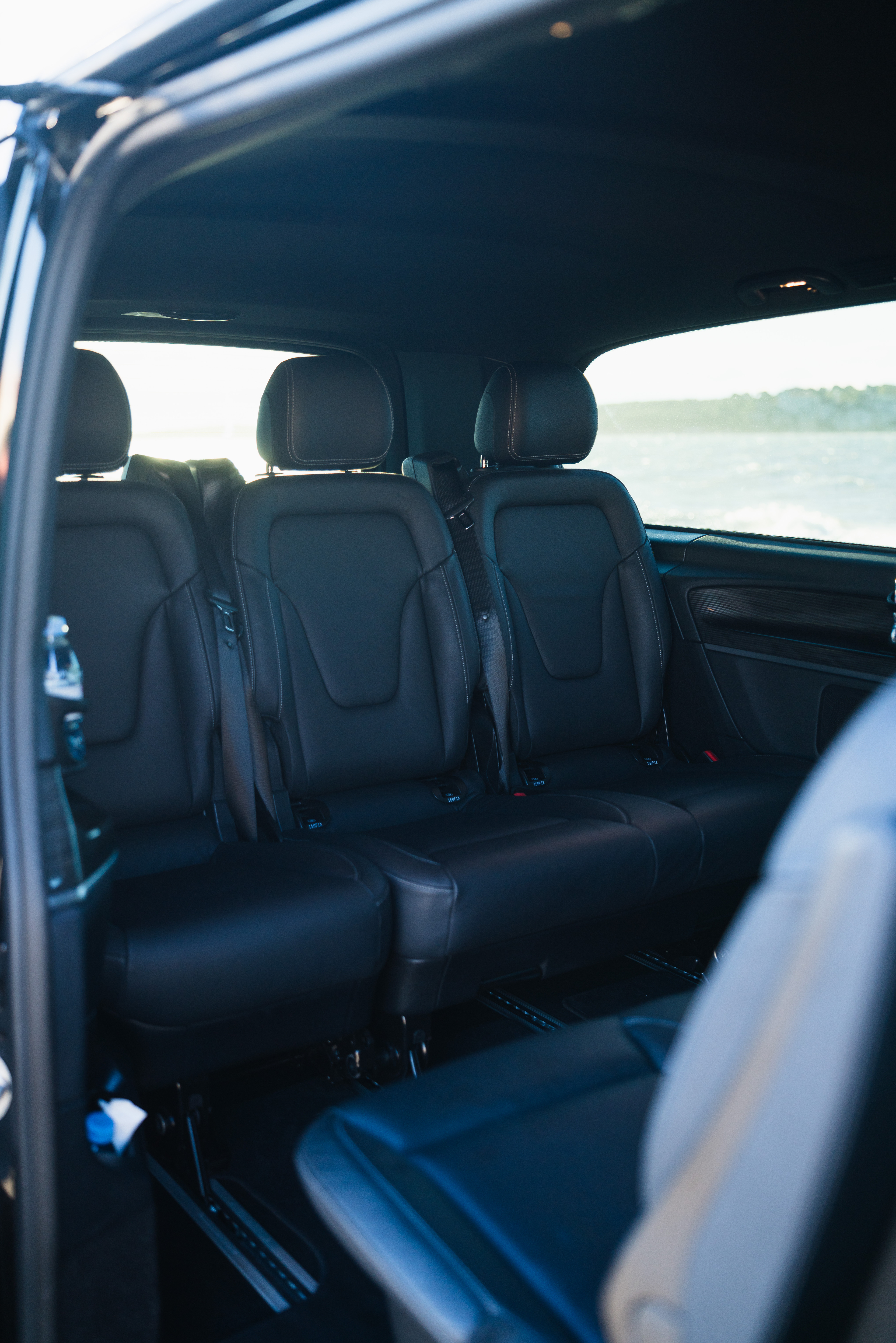 Electric MPV / Minivan - Image 2