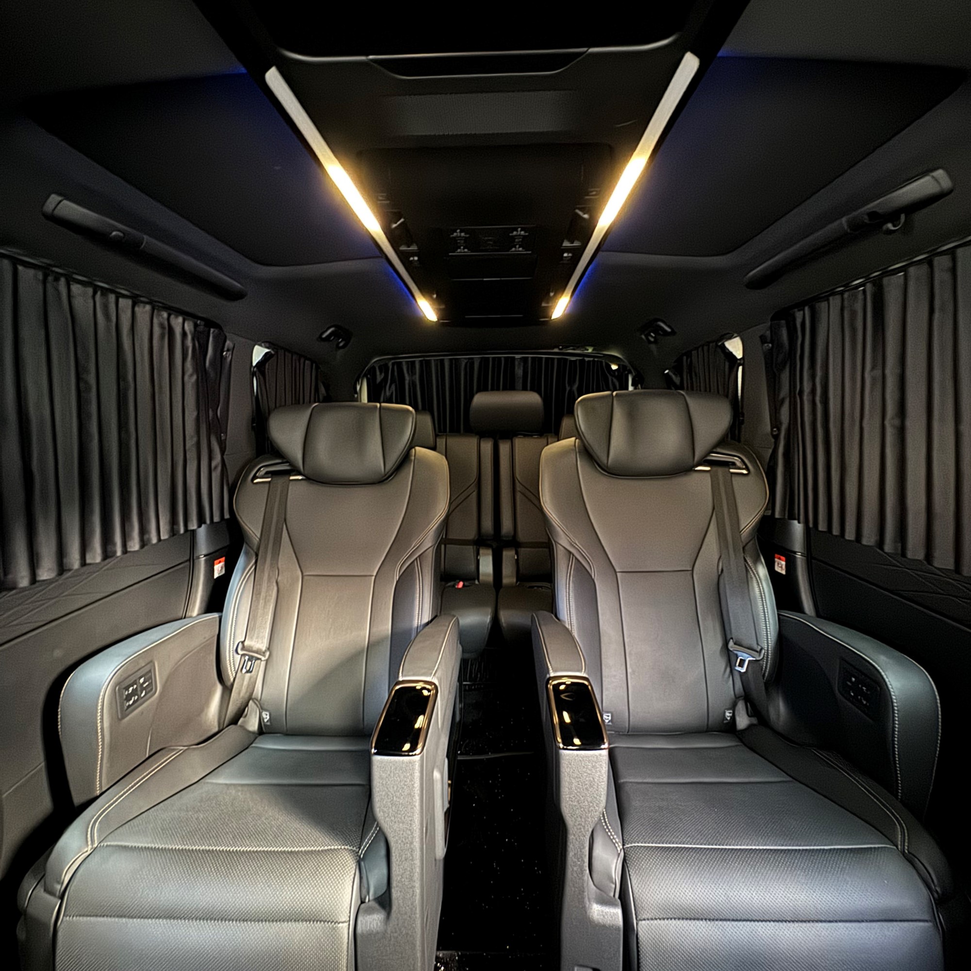 TOYOTA ALPHARD OR VELLFIRE - Image 2