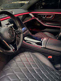 Premium Luxury Sedan - Image 4