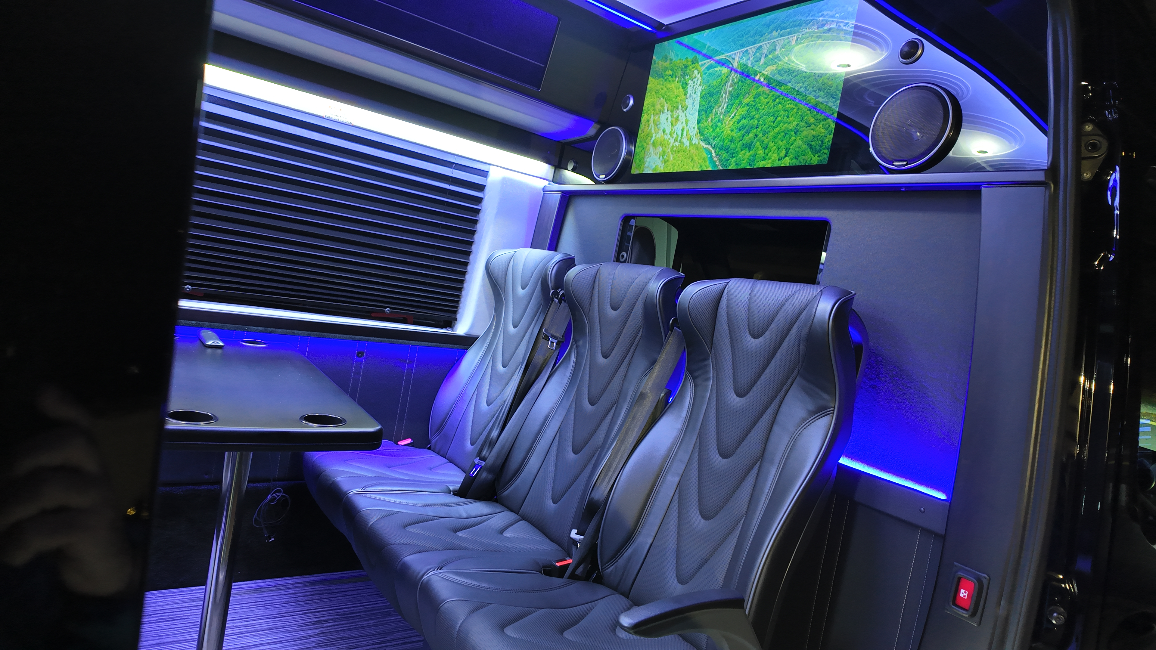 2025 Mercedes-Benz Sprinter Executive - Image 2
