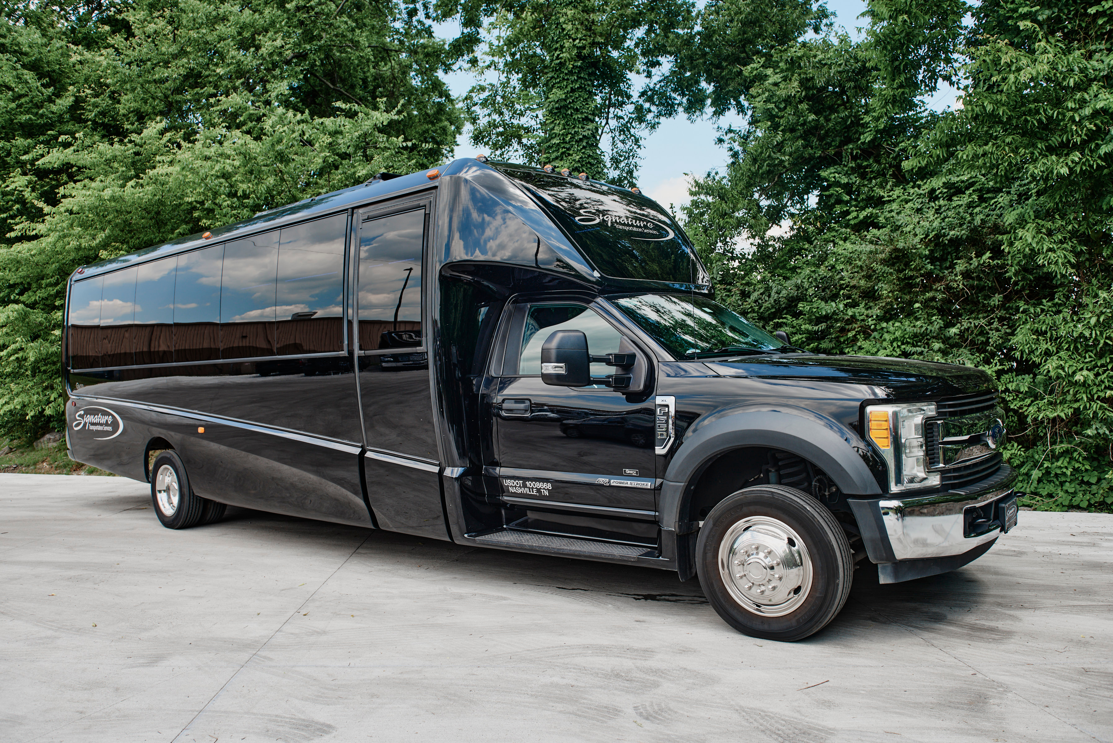 Mini Coach - Image 2