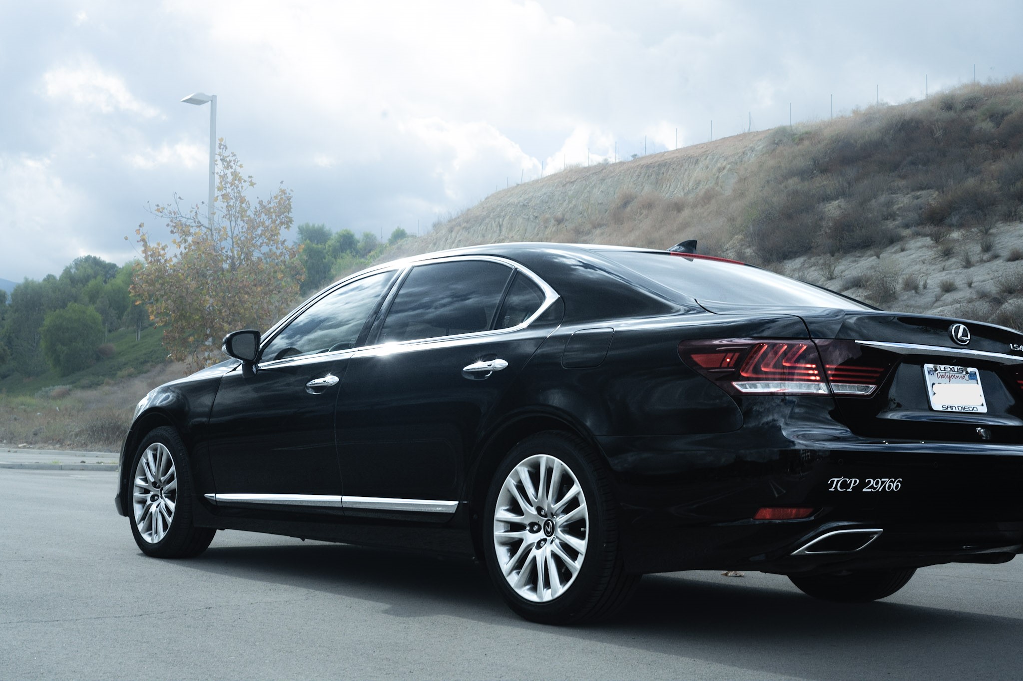 Perfect Transportation Limousine and Sedans - Image 3