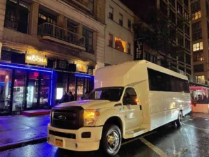 FORD 25 PASSENGER LIMO BUS