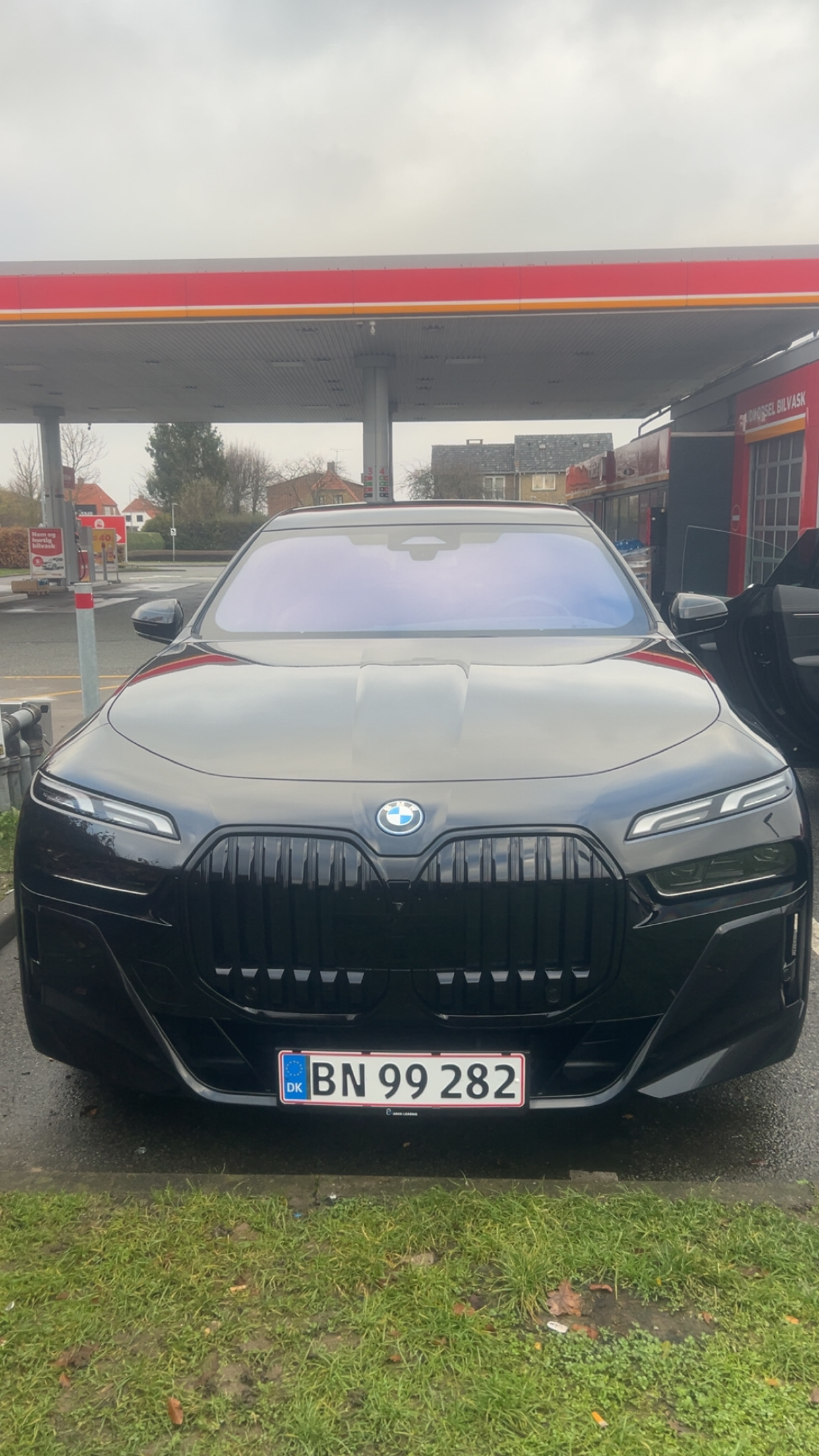 First class - Image 4