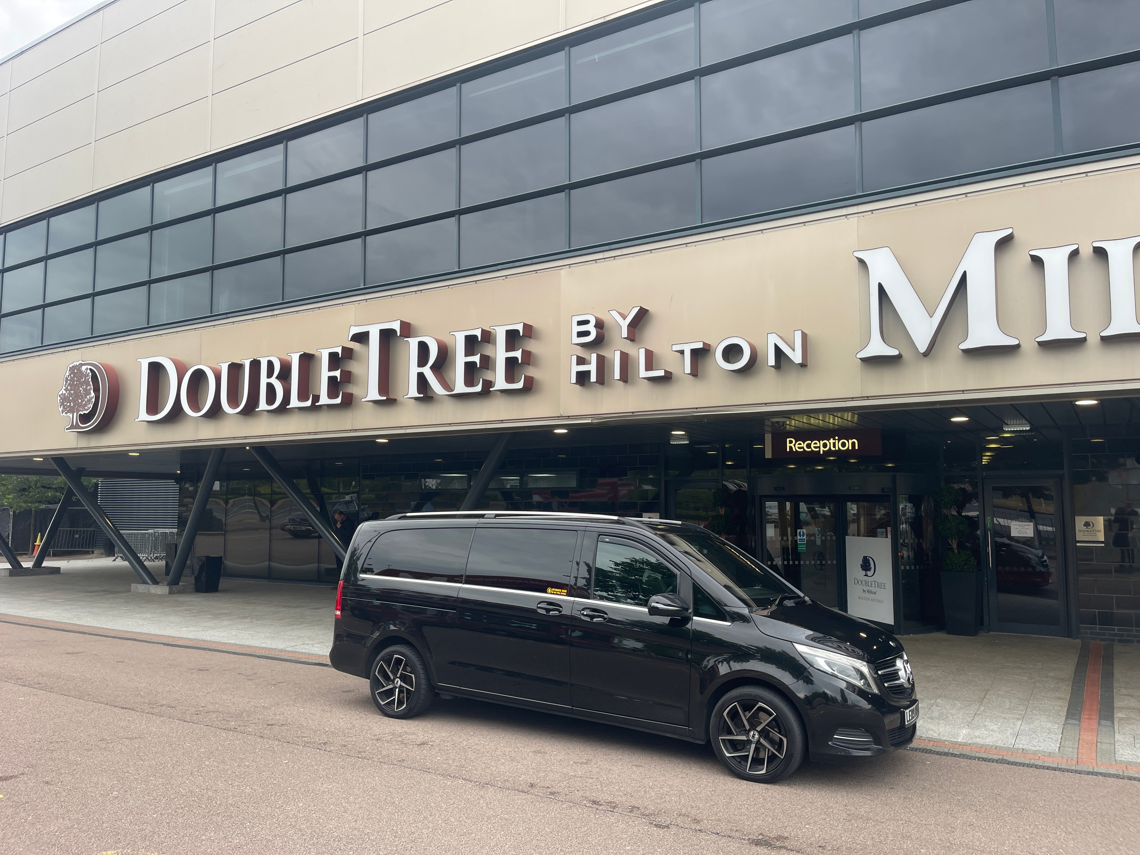 Mercedes Benz V Class  - Image 2