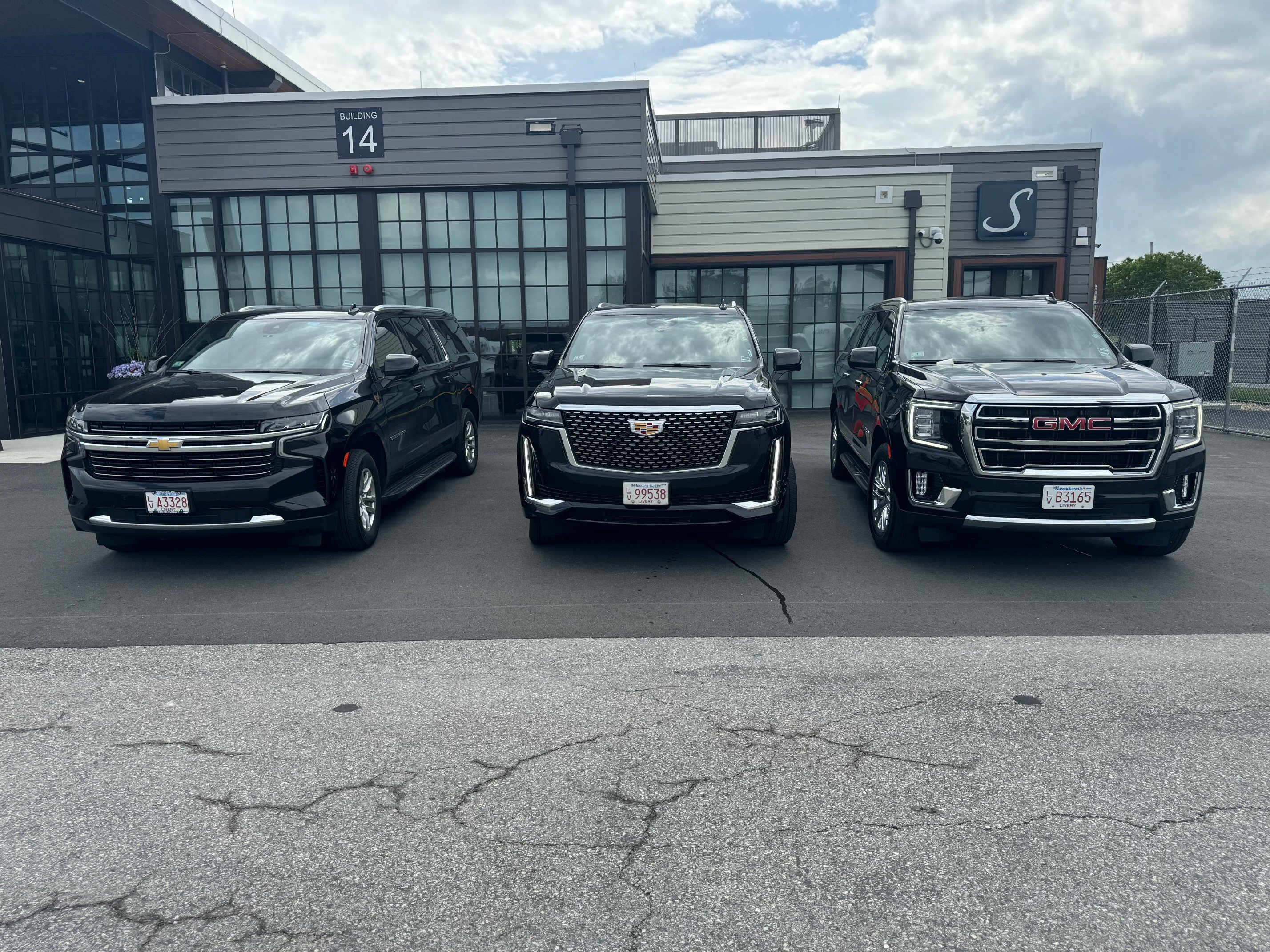 Boston Airport Limoisune 