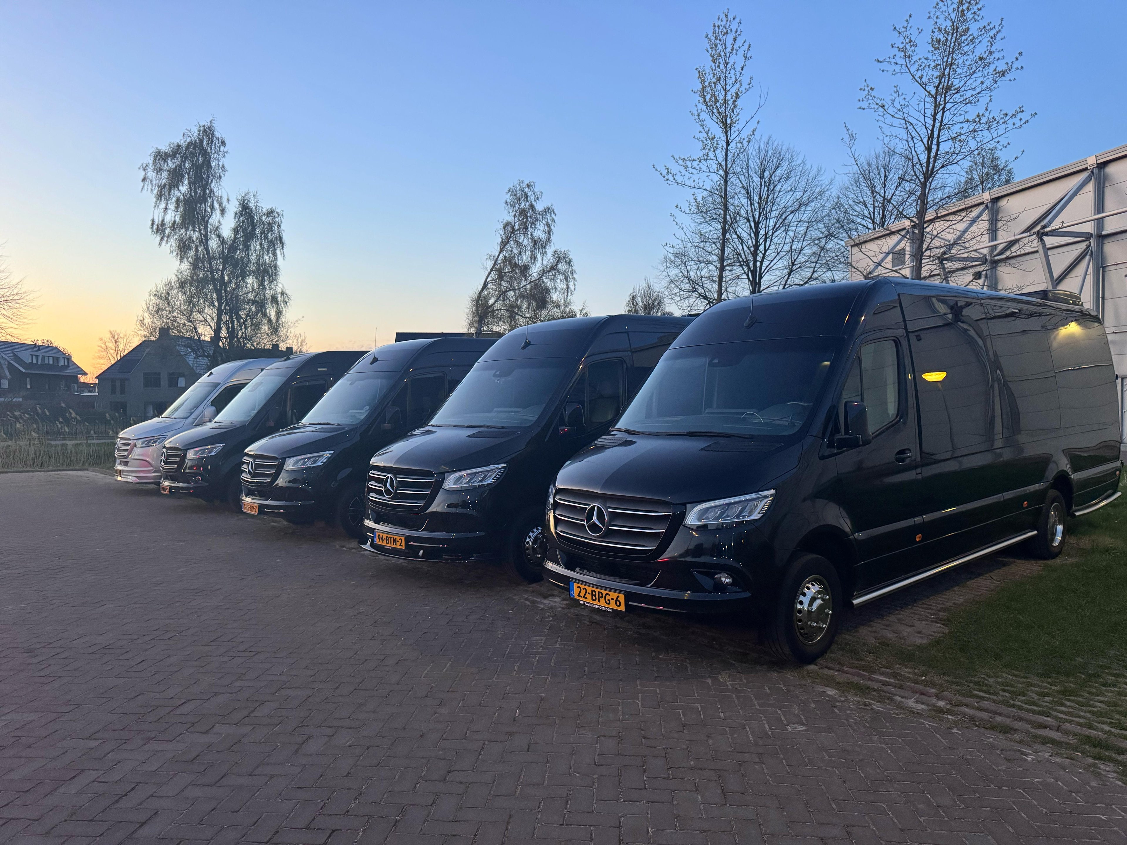 Global Elite Chauffeur - Executive Limo Transportation Company from Netherlands