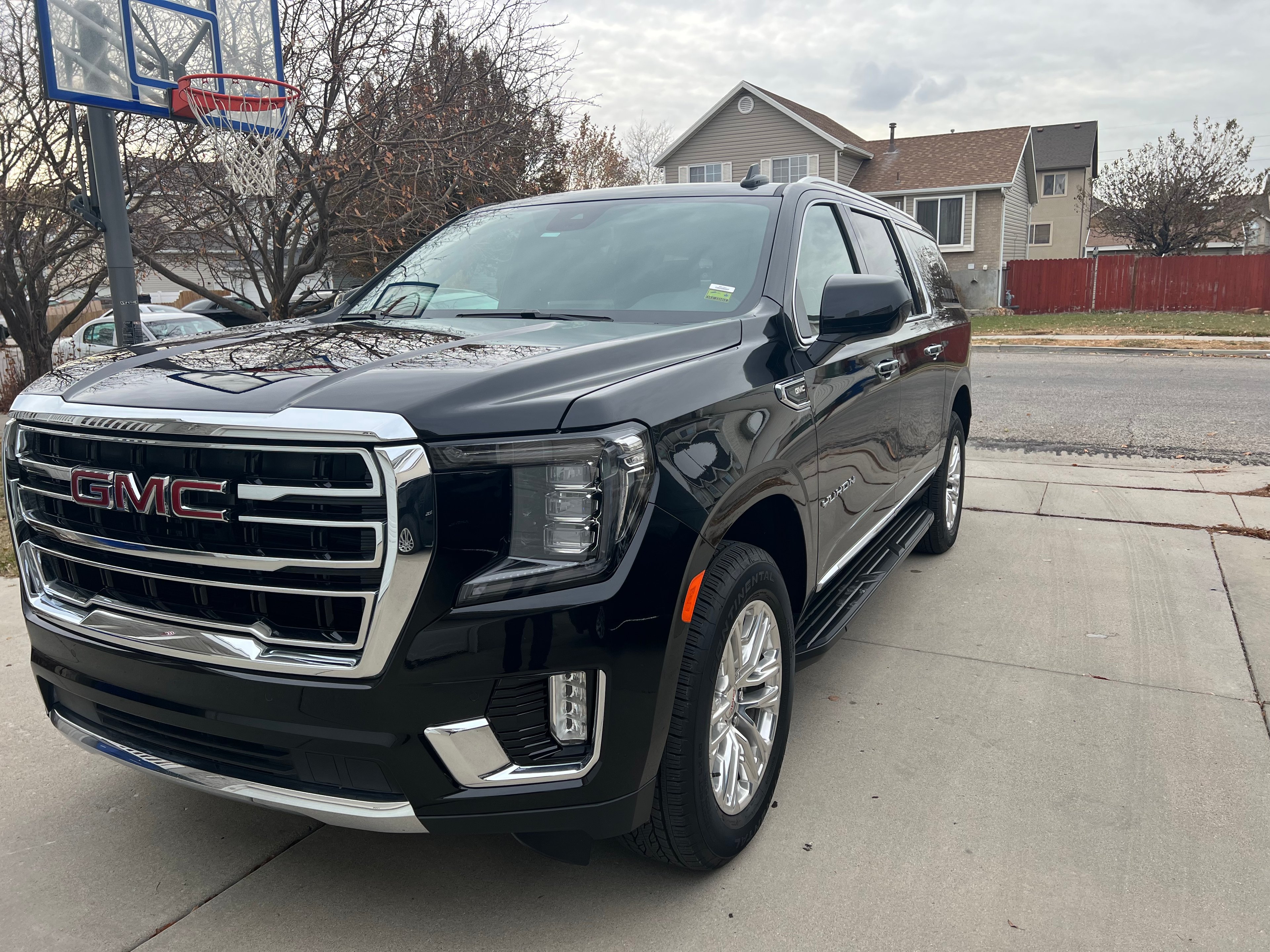 Luxury Black Car Corporate SUV Service