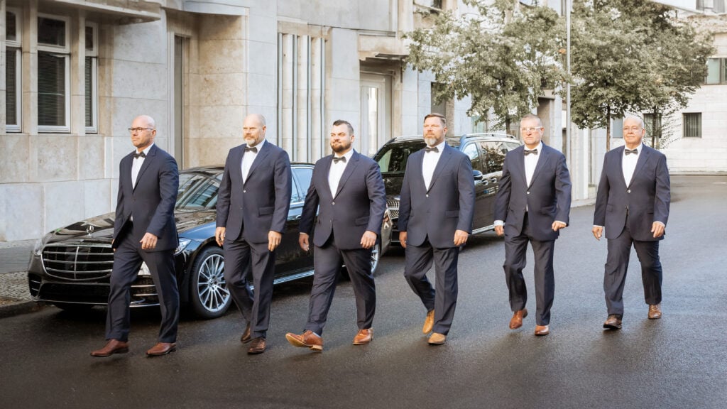 A+M Agentur Maximal UG - Ihr professioneller Chauffeur- und Limousinenservice in Berlin