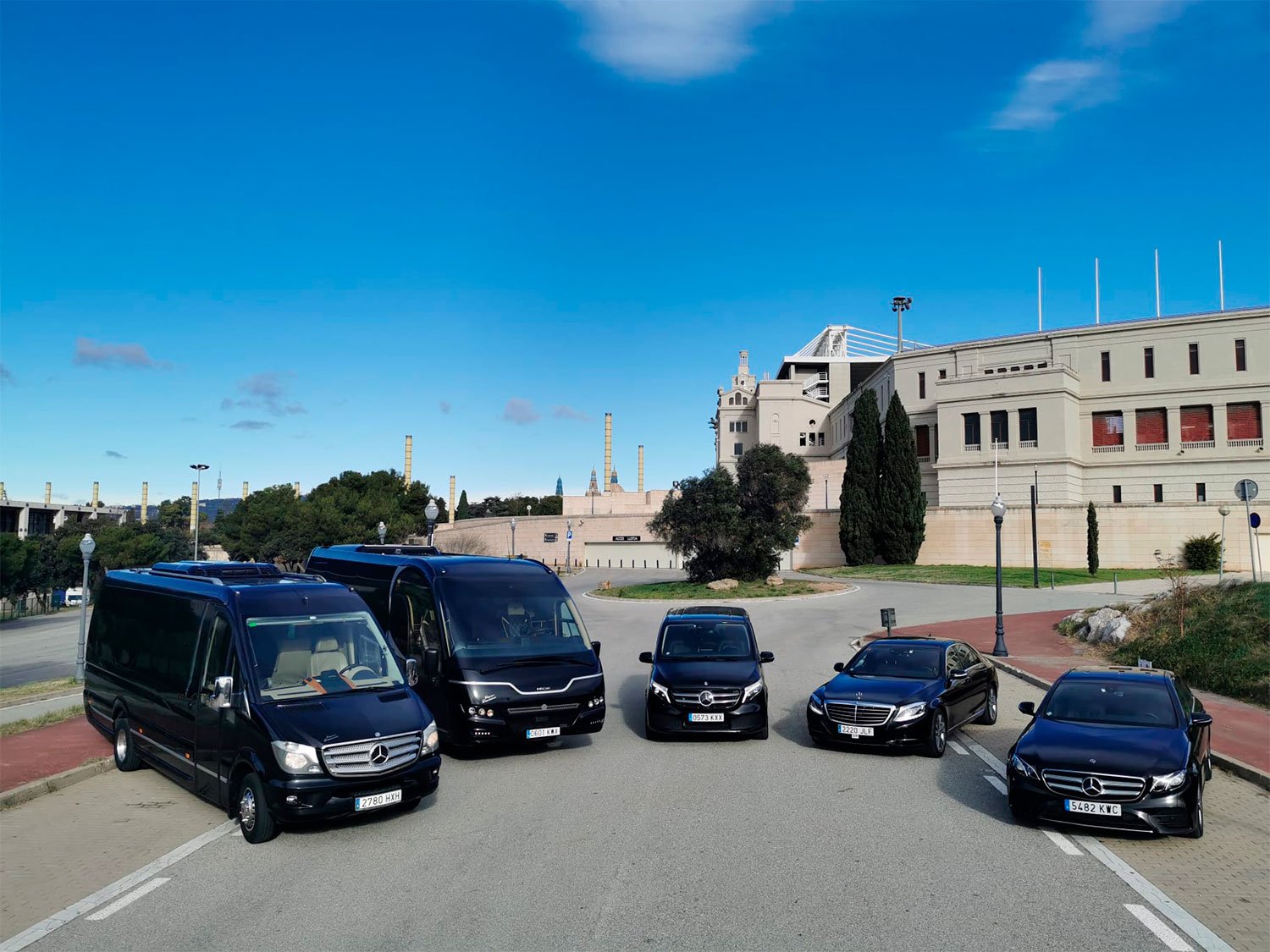 Elegance Limousines S.L. - Alquiler de coches de lujo en Barcelona con Chofer privado