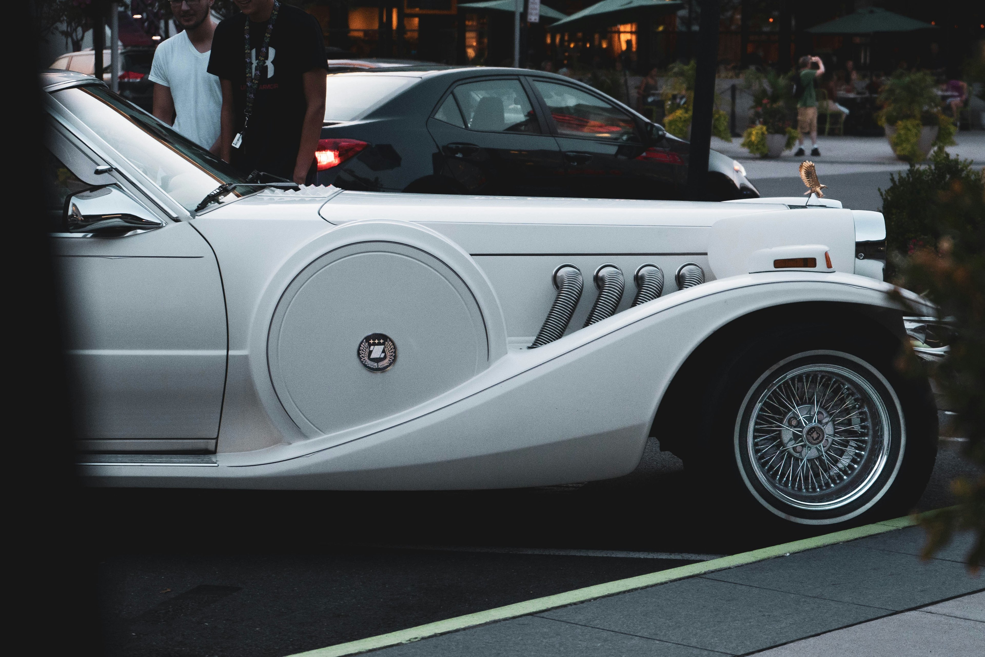 Hunt & Hire Luxury Transportation - Arrive with Elegance. Move with Confidence.
