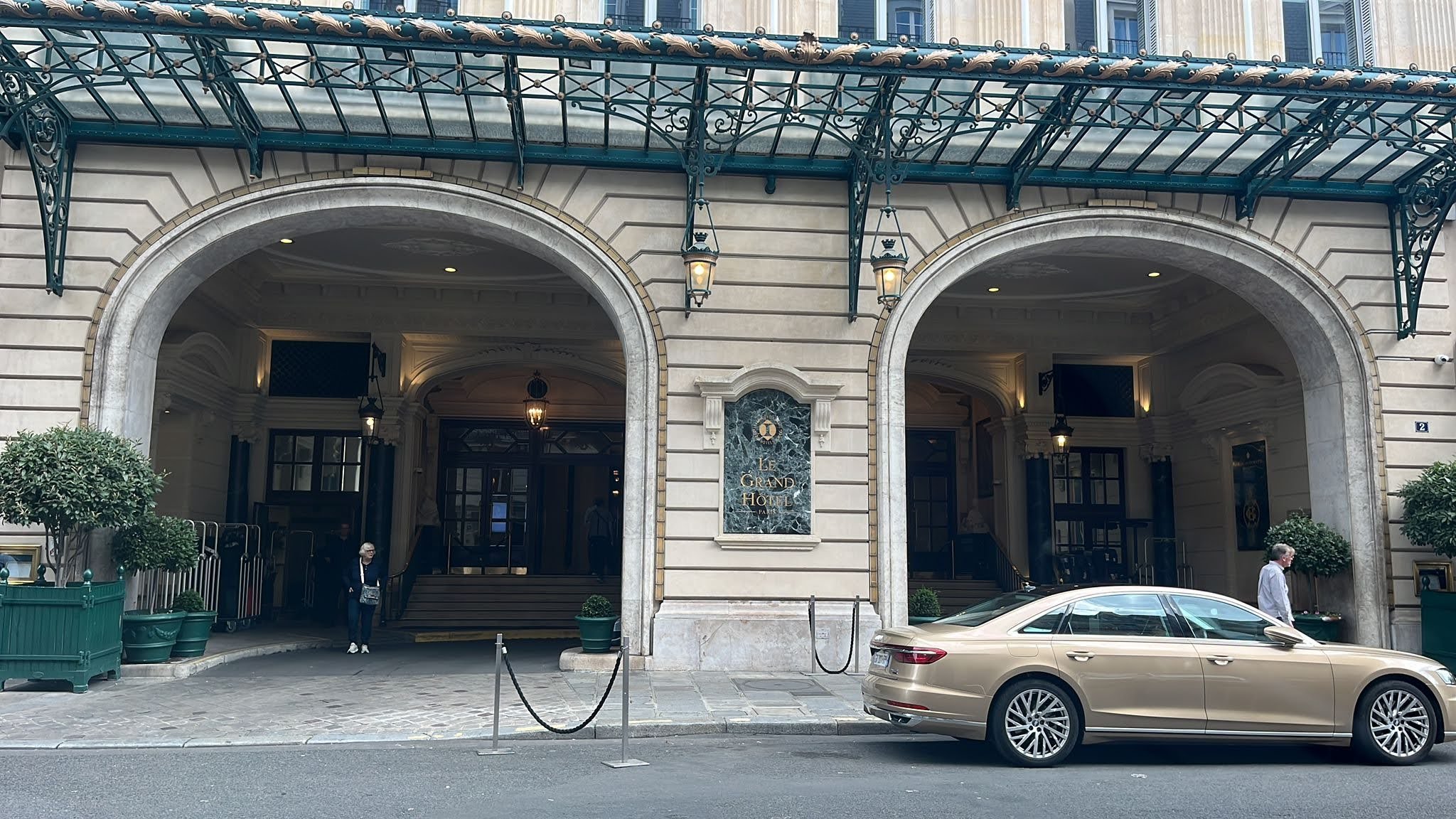 ORGANIZOR EXCLUSIVE - Tailor-made Transport for Exceptional Clients