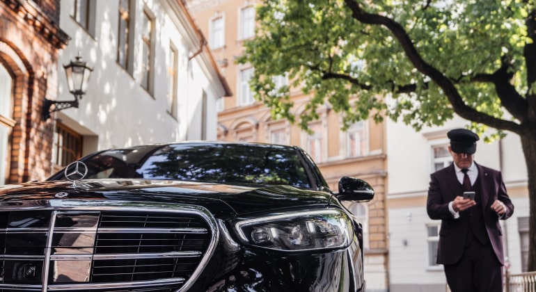 🔹 Hourly Chauffeur Service