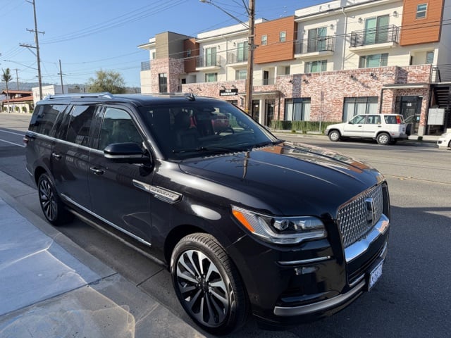 Lincoln Navigator Premium Fleet