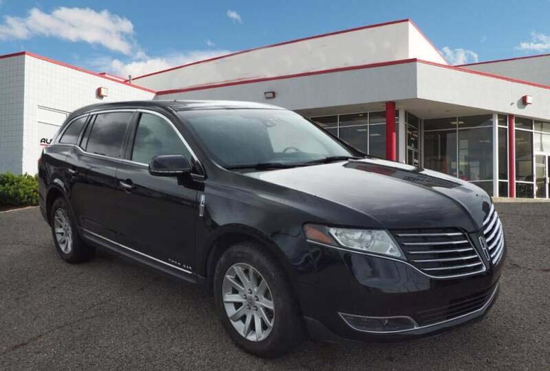 Lincoln MKT Town Car Fleet