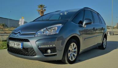 Standard Sedan Fleet