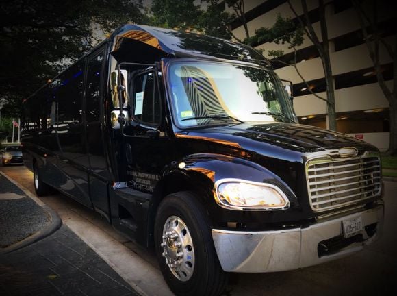Executive shuttle buss Fleet