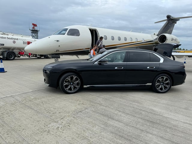 FirstClass Limousines Services in London